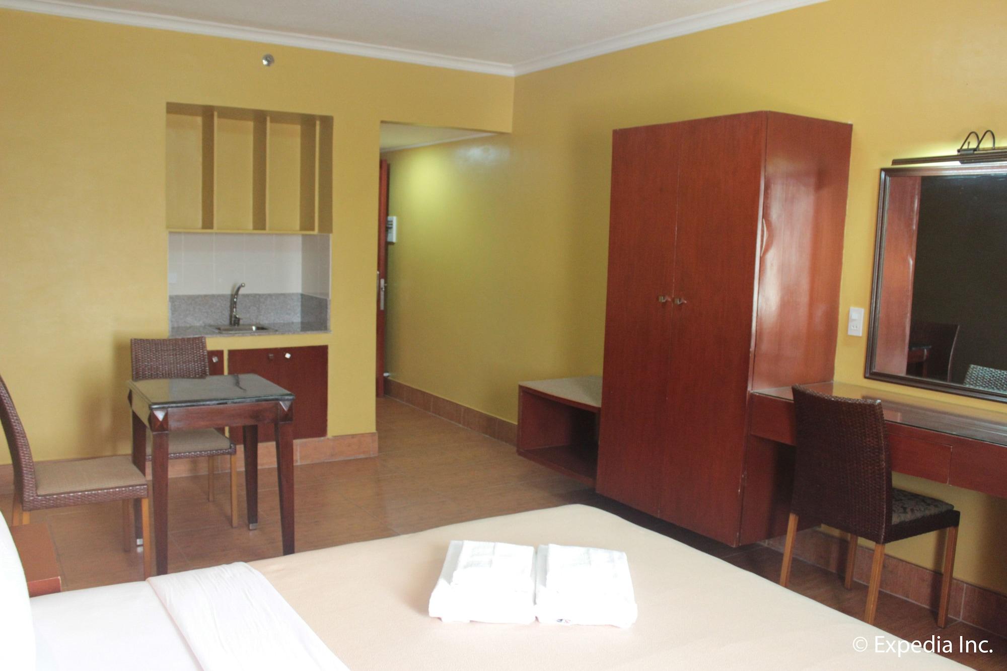 Pamulinawen Hotel Laoag Extérieur photo