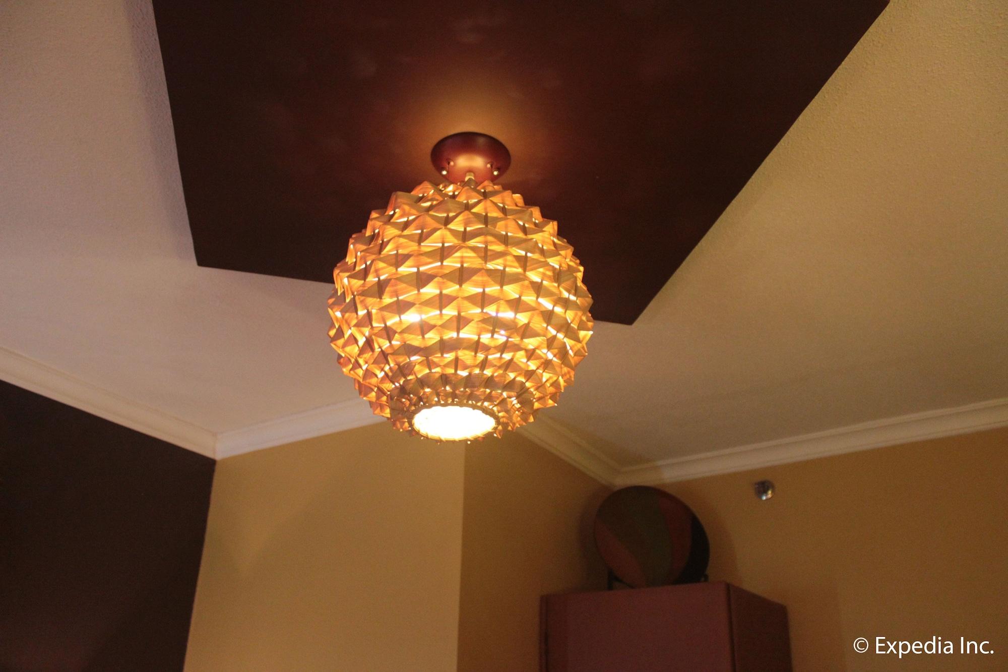 Pamulinawen Hotel Laoag Extérieur photo